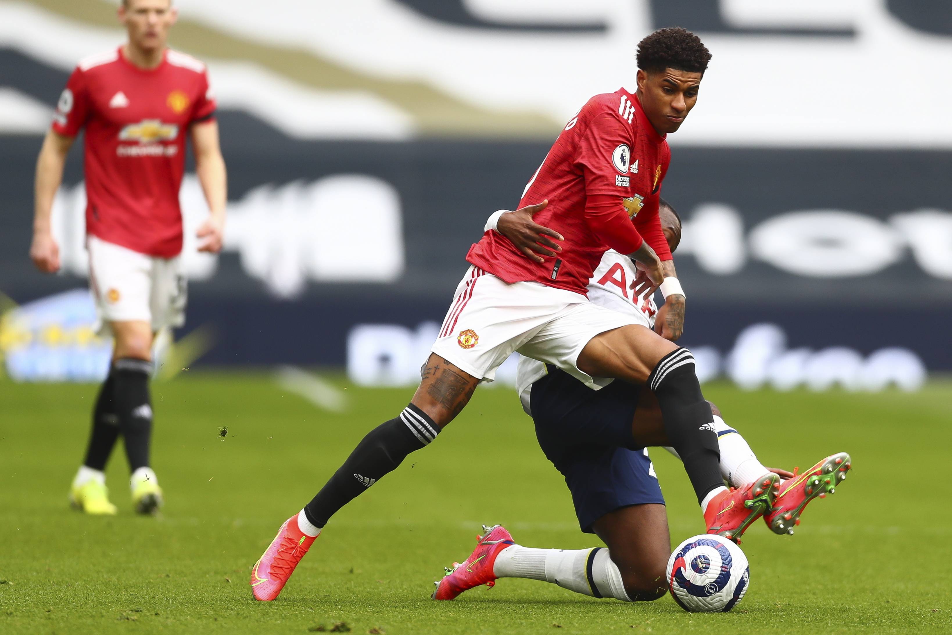 赛中占据有 赛中占据有